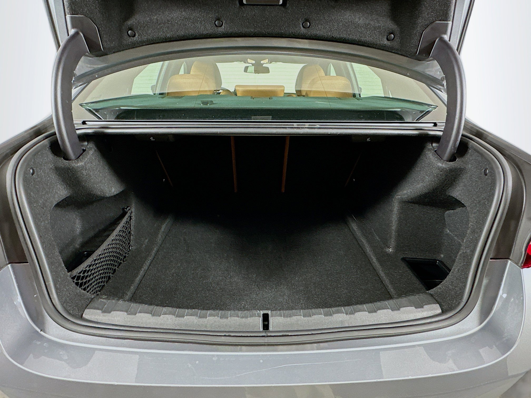 Used 2024 BMW 330i xDrive Sedan w/ Premium Package image 30