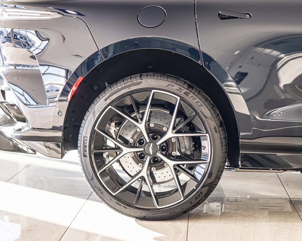 New 2026 Aston Martin DBX 707 AWD/4WD image 11