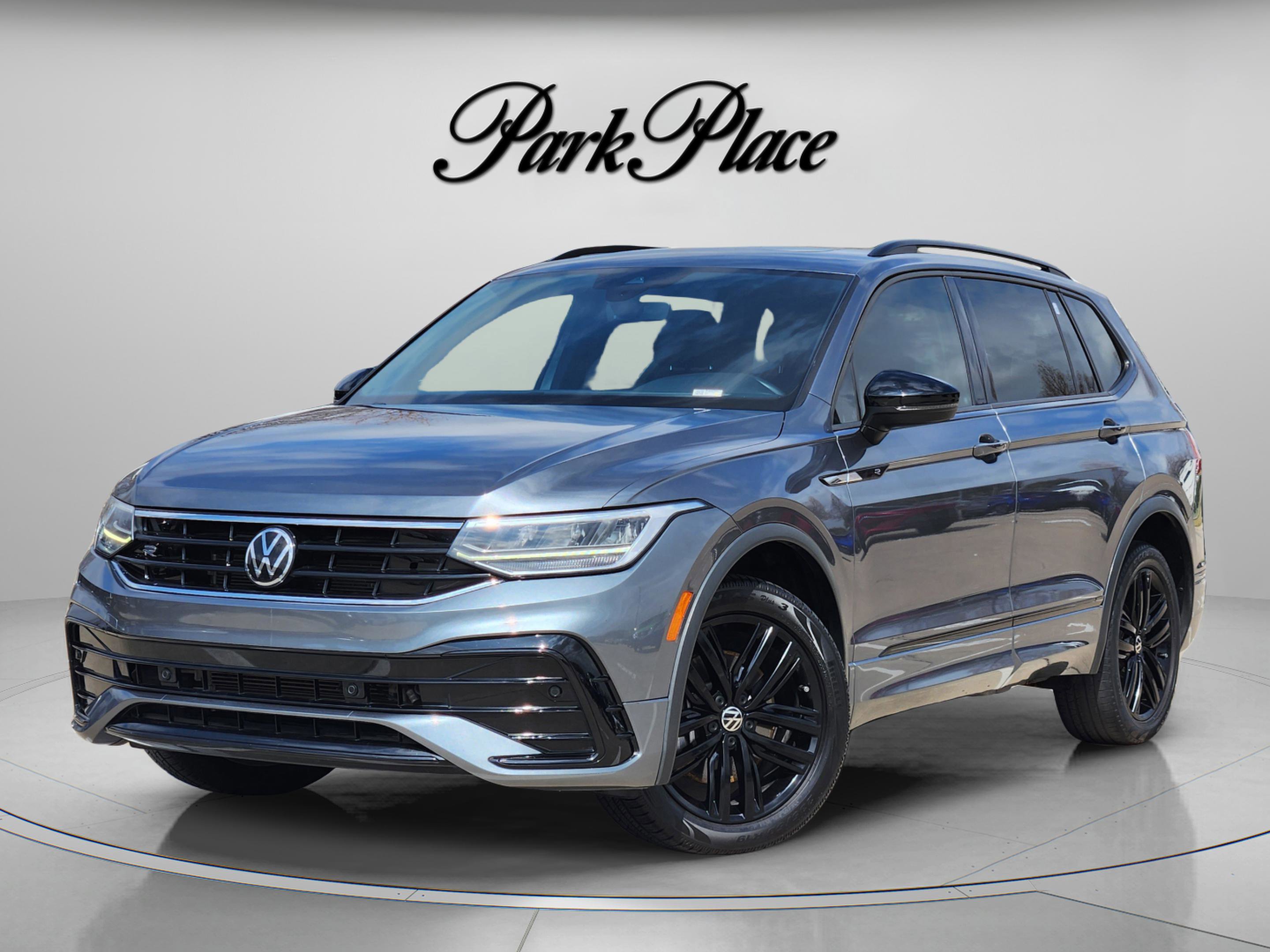 Used 2022 Volkswagen Tiguan SE R-Line video 1