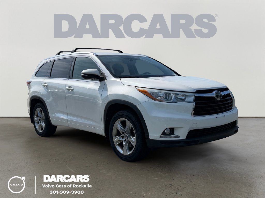 Used 2015 Toyota Highlander Limited w/ Driver Technology Package AWD/4WD image 1