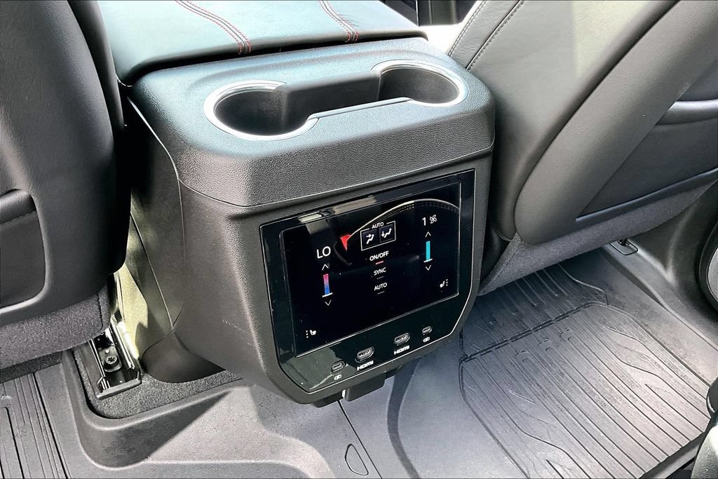 Used 2025 GMC Yukon AT4 Ultimate w/ LPO, Floor Liner Package AWD/4WD image 9