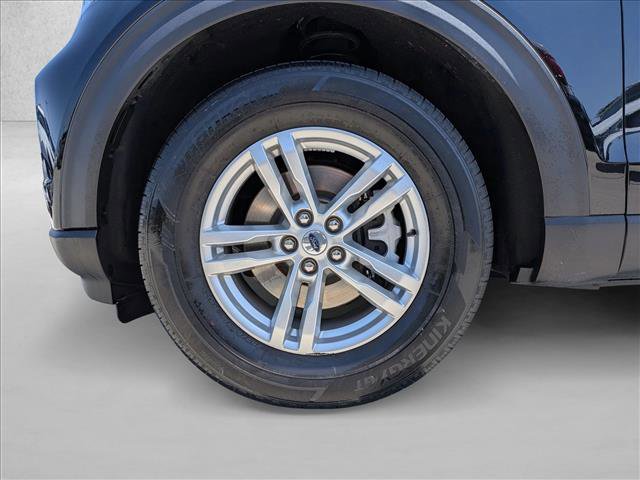 Used 2023 Ford Explorer XLT RWD image 24