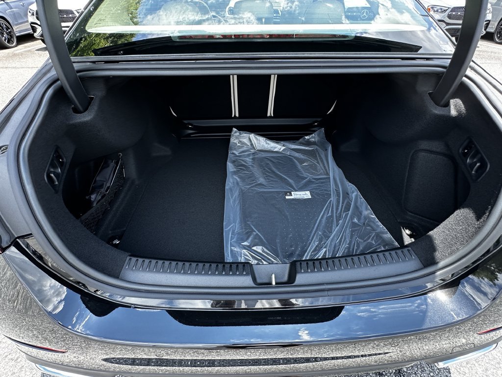 New 2026 Mercedes-Benz E 450 4MATIC Sedan image 21