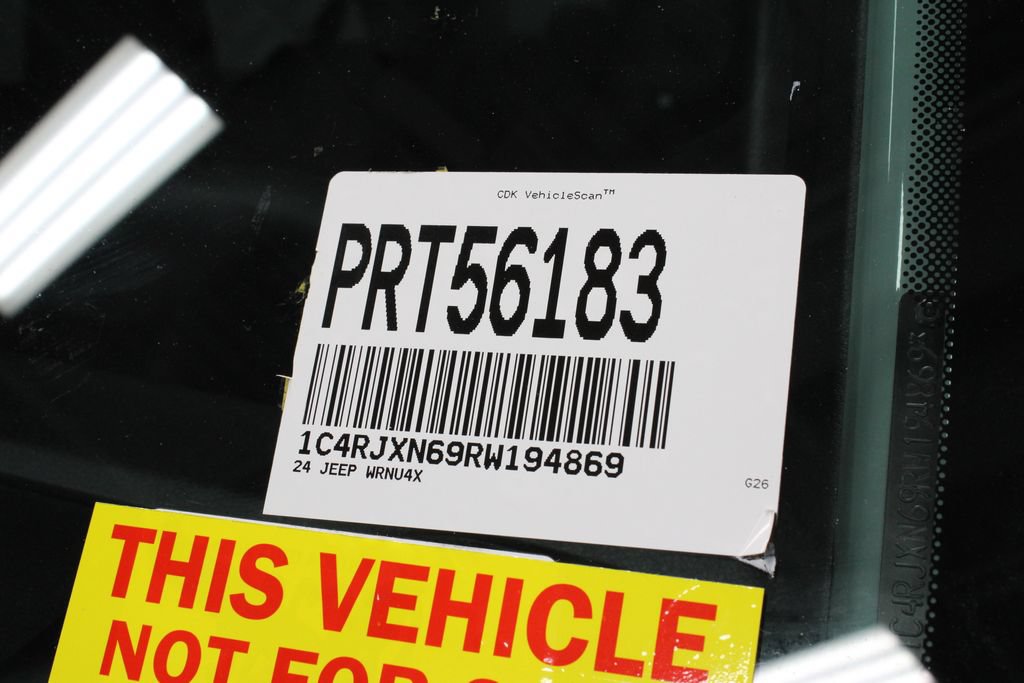 Used 2024 Jeep Wrangler Unlimited AWD/4WD image 36