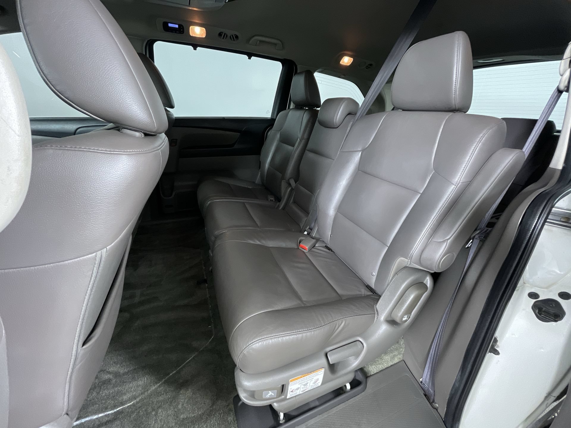 Used 2015 Honda Odyssey Touring Elite image 22