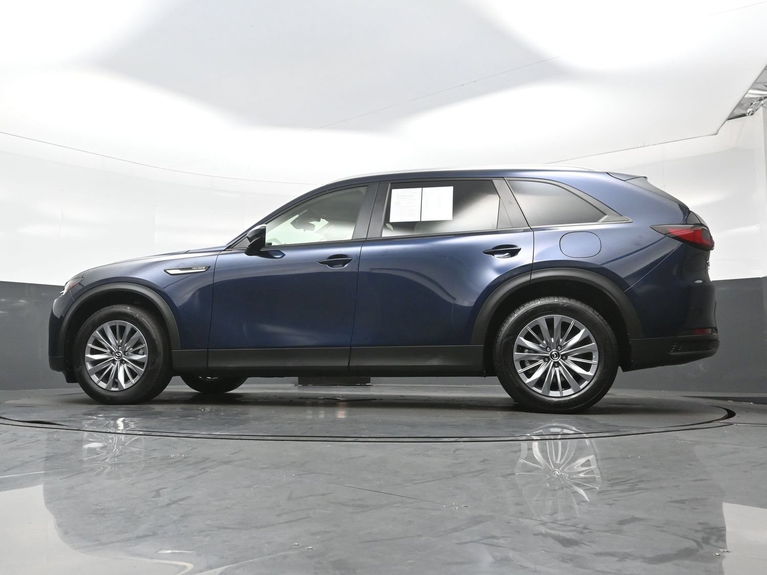 Used 2025 MAZDA CX-90 3.3 Turbo w/ Select Package AWD/4WD image 31