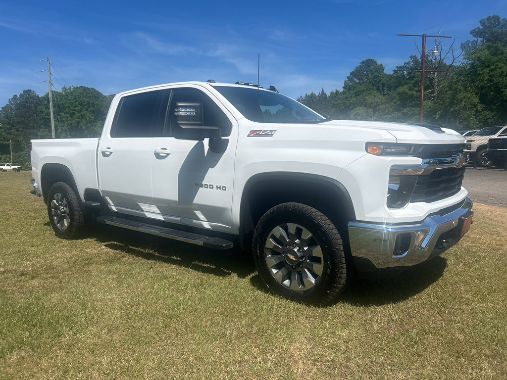 Used 2025 Chevrolet Silverado 2500 LT w/ All Star Edition AWD/4WD image 9