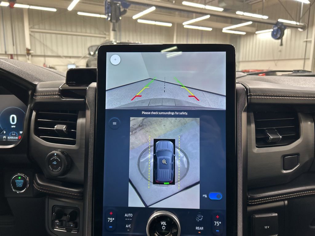 Used 2023 Ford Expedition Platinum image 20