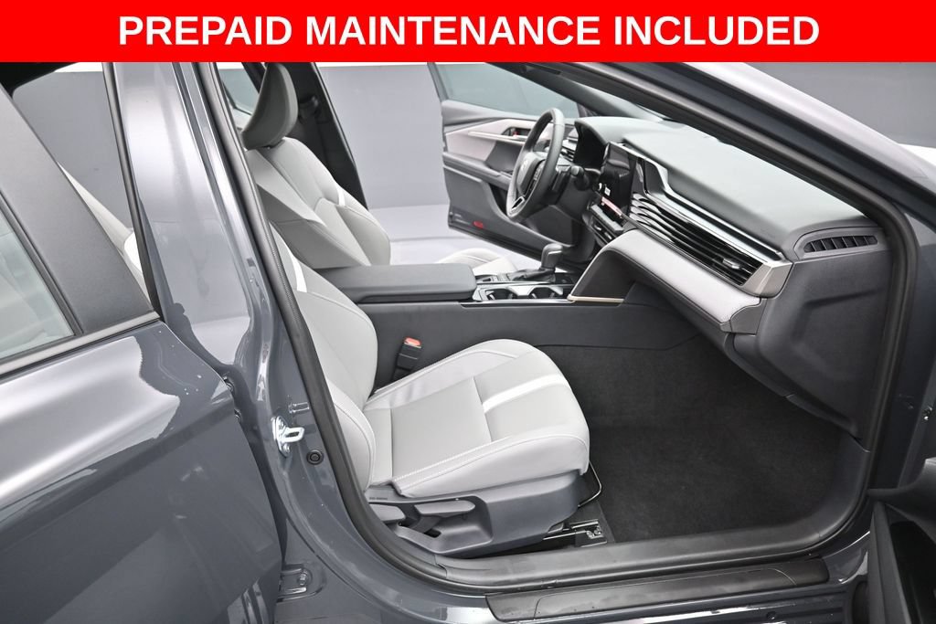 Certified 2026 Toyota Camry SE AWD/4WD image 32