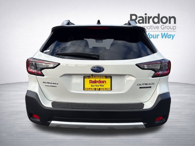 Used 2025 Subaru Outback Onyx Edition AWD/4WD image 6