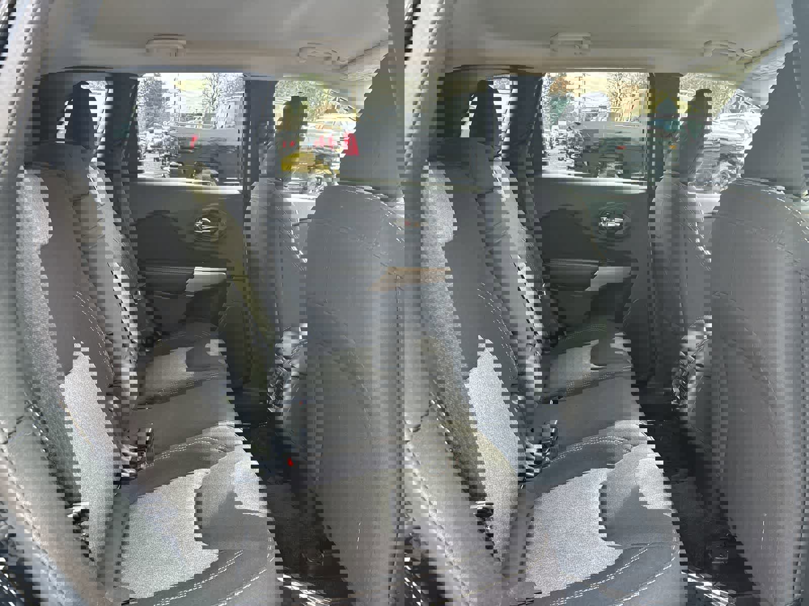 Certified 2018 Jeep Cherokee Latitude image 5