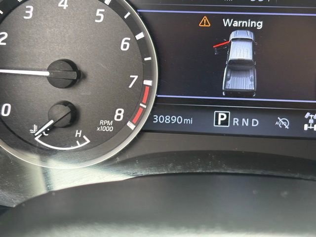 Used 2024 Nissan Frontier SV image 4