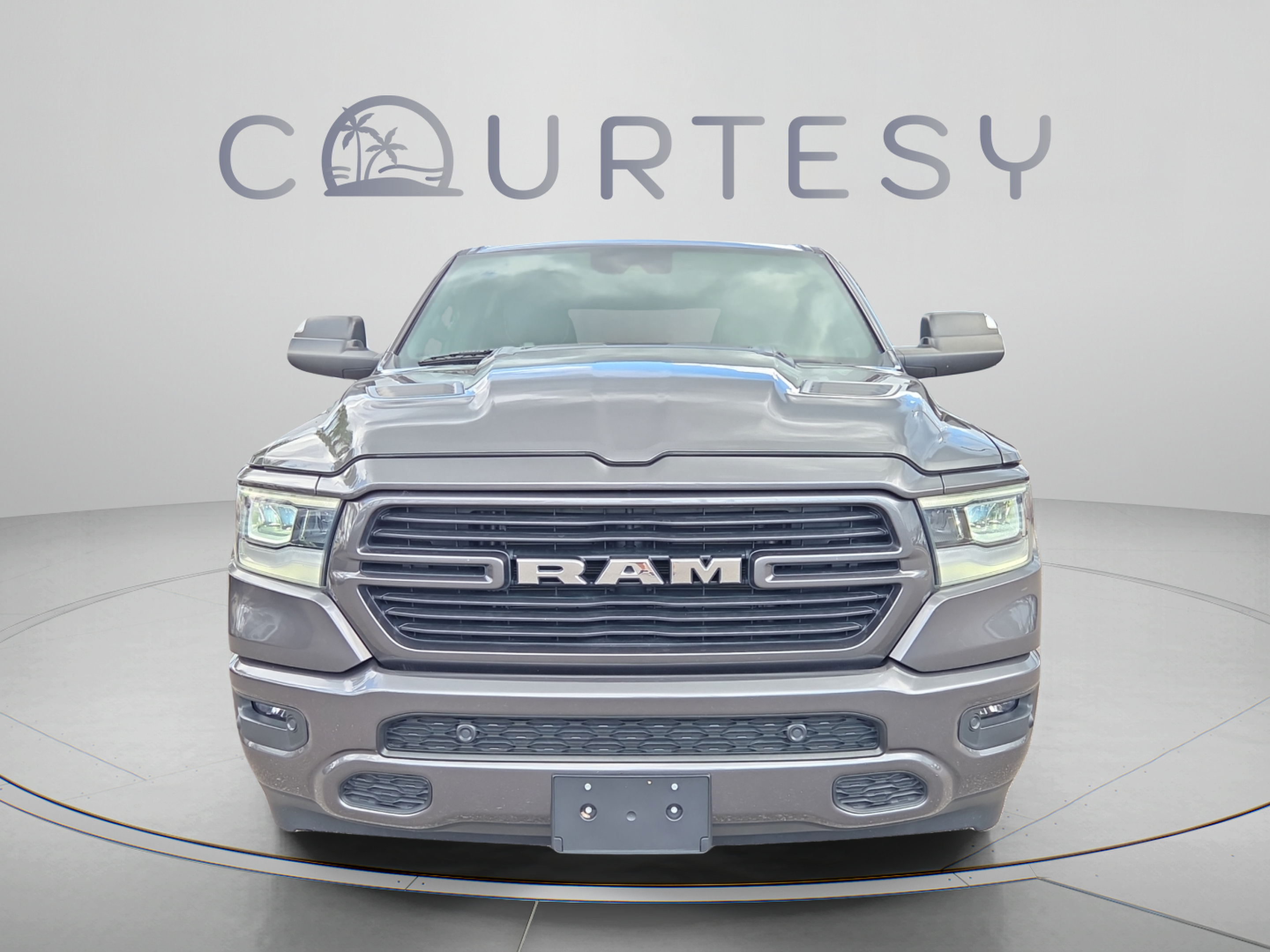 Used 2023 RAM 1500 Laramie AWD/4WD image 8