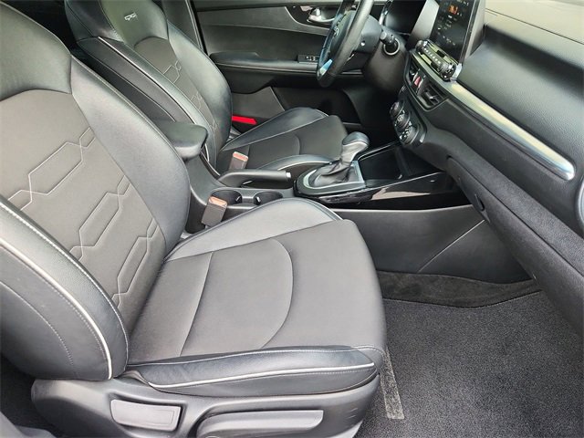 Used 2021 Kia Forte GT-Line w/ GT-Line Premium Package image 27
