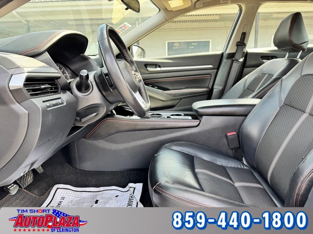 Used 2023 Nissan Altima 2.5 SR FWD image 31