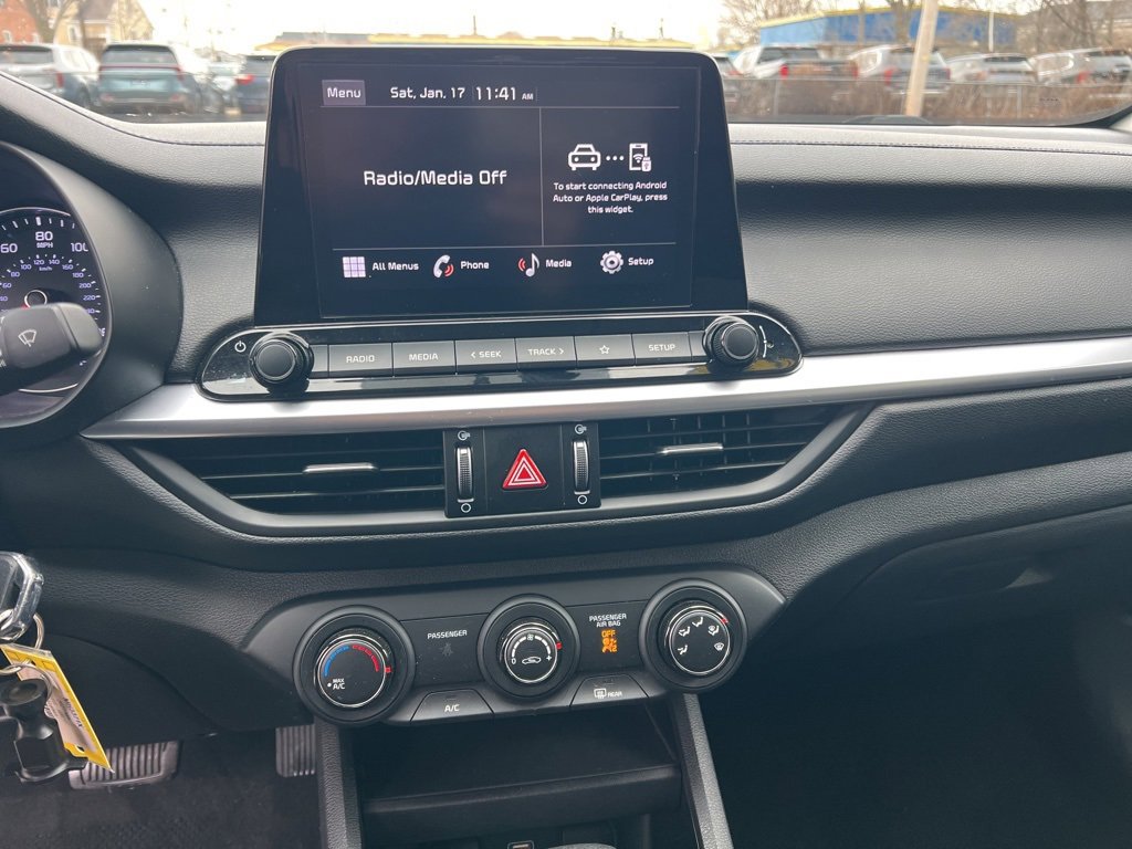 Certified 2023 Kia Forte LXS w/ LXS Technology Package image 18