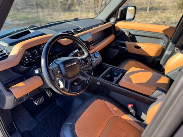 Used 2023 Land Rover Defender 130 X image 13