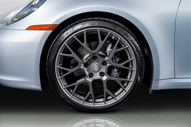 Used 2021 Porsche 911 Carrera image 9