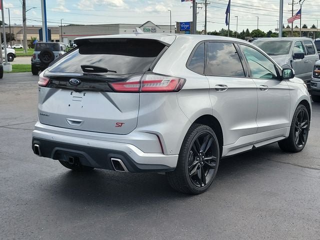 Used 2019 Ford Edge ST w/ Equipment Group 401A AWD/4WD image 4