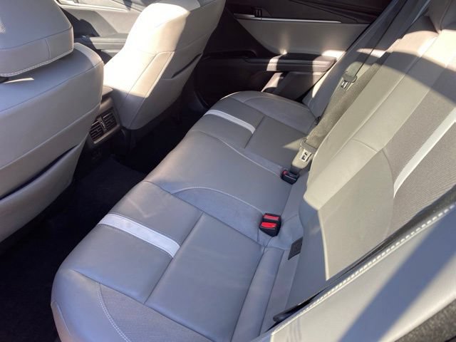 Used 2025 Toyota Camry SE FWD image 23