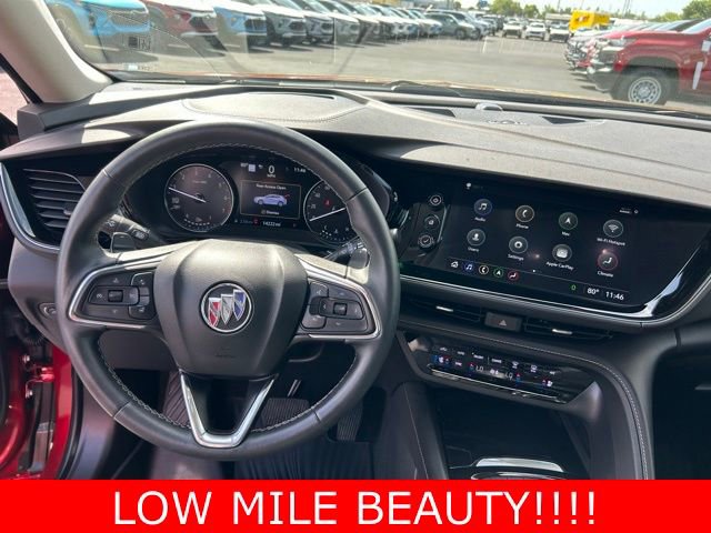 Used 2023 Buick Envision Avenir image 18