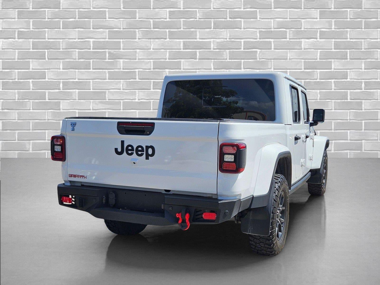 Used 2024 Jeep Gladiator Sport AWD/4WD image 5