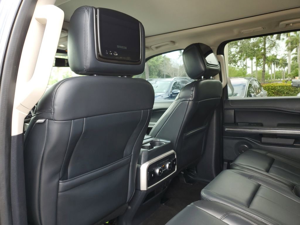 Used 2022 Ford Expedition Max XLT RWD image 11