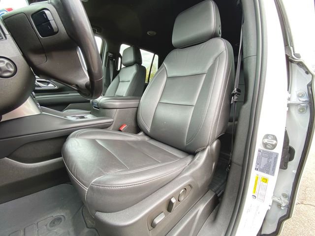 Used 2022 Chevrolet Tahoe Z71 w/ Luxury Package AWD/4WD image 18