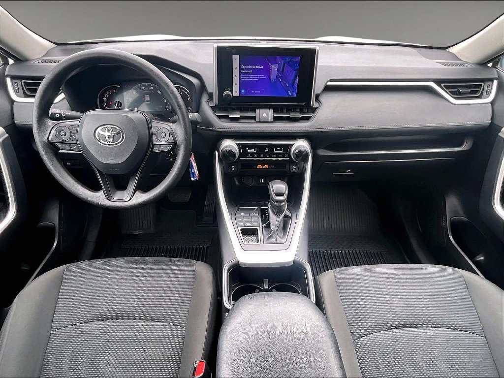 Used 2025 Toyota RAV4 LE AWD/4WD image 21