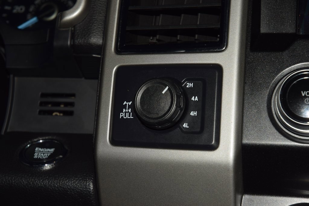 Used 2020 Ford F150 Lariat w/ Equipment Group 502A Luxury image 32