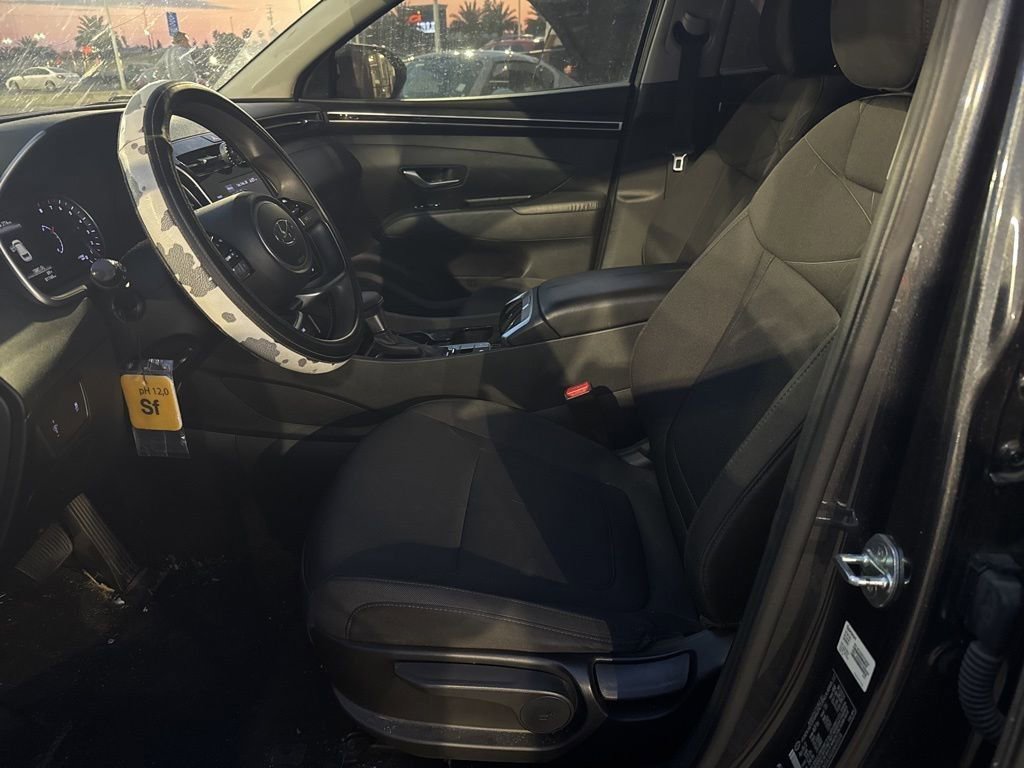 Used 2022 Hyundai Tucson SE image 10
