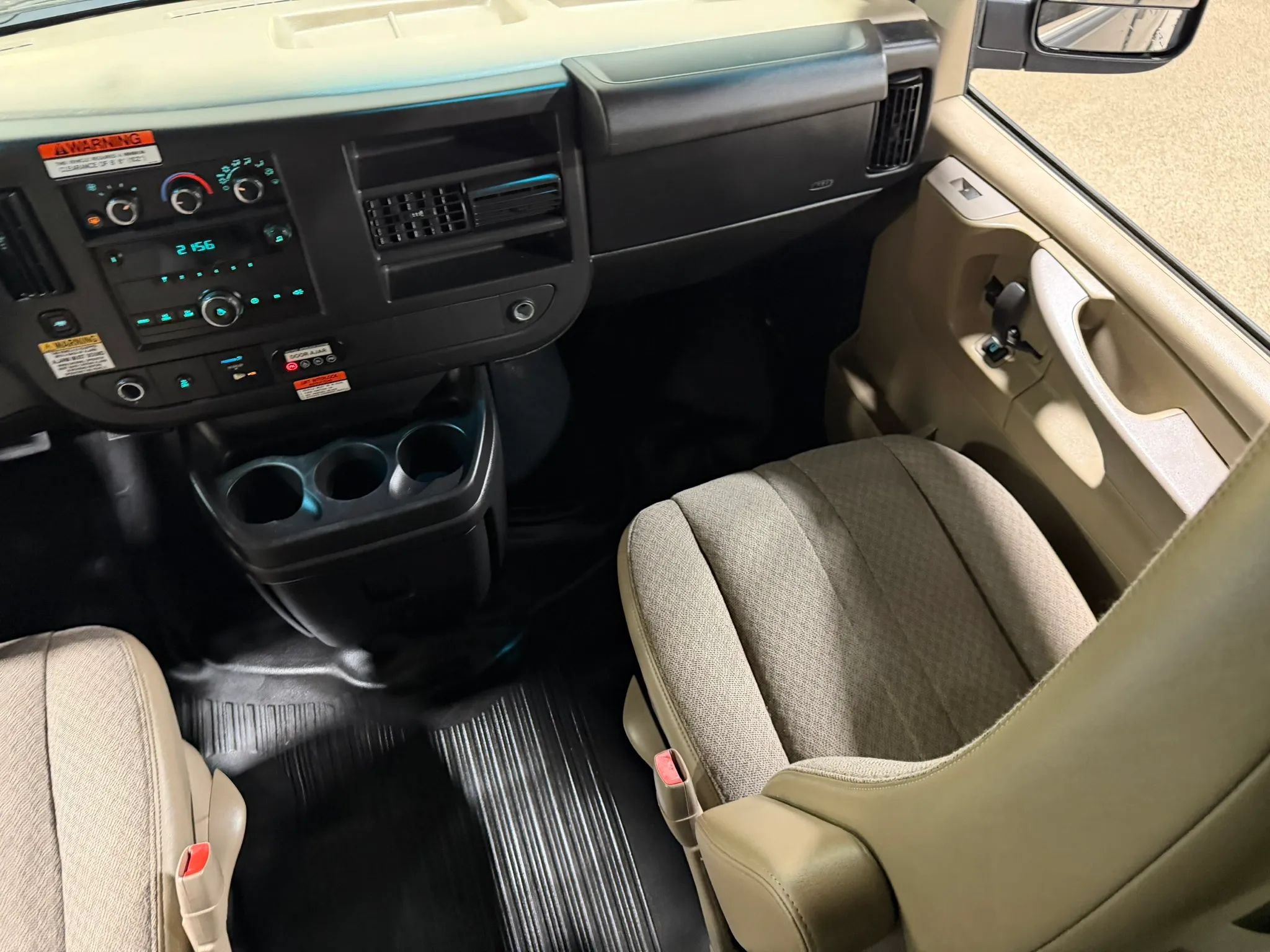 Used 2014 Chevrolet Express 3500 LT w/ LT Preferred Equipment Group RWD image 40