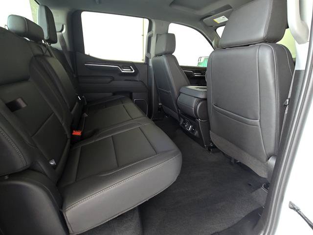 Used 2026 GMC Sierra 1500 SLT AWD/4WD image 12