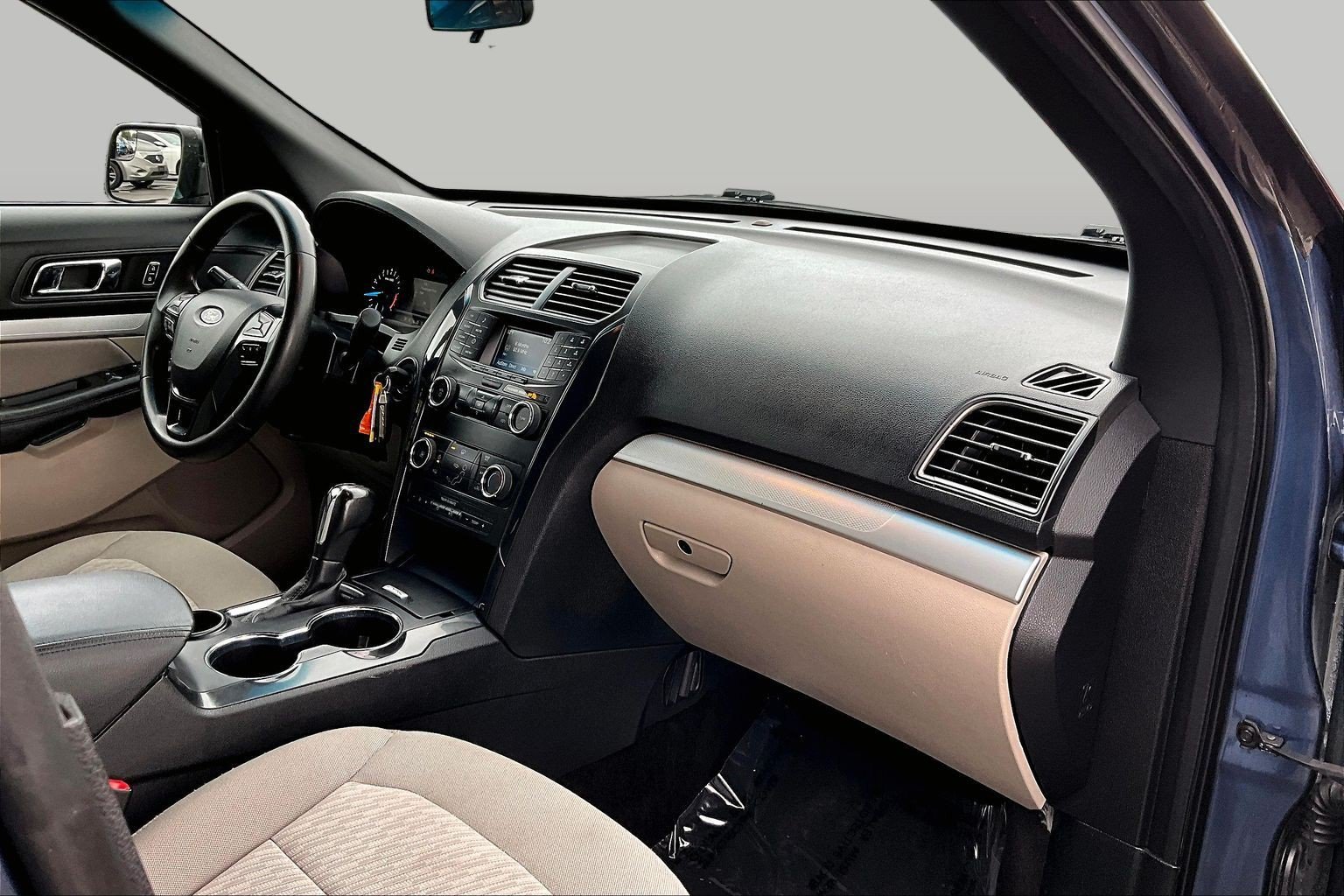 Used 2018 Ford Explorer FWD image 15