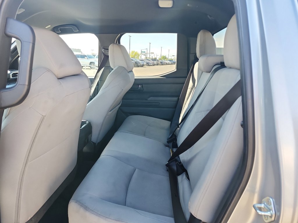 Used 2024 Toyota Tacoma SR5 AWD/4WD image 13