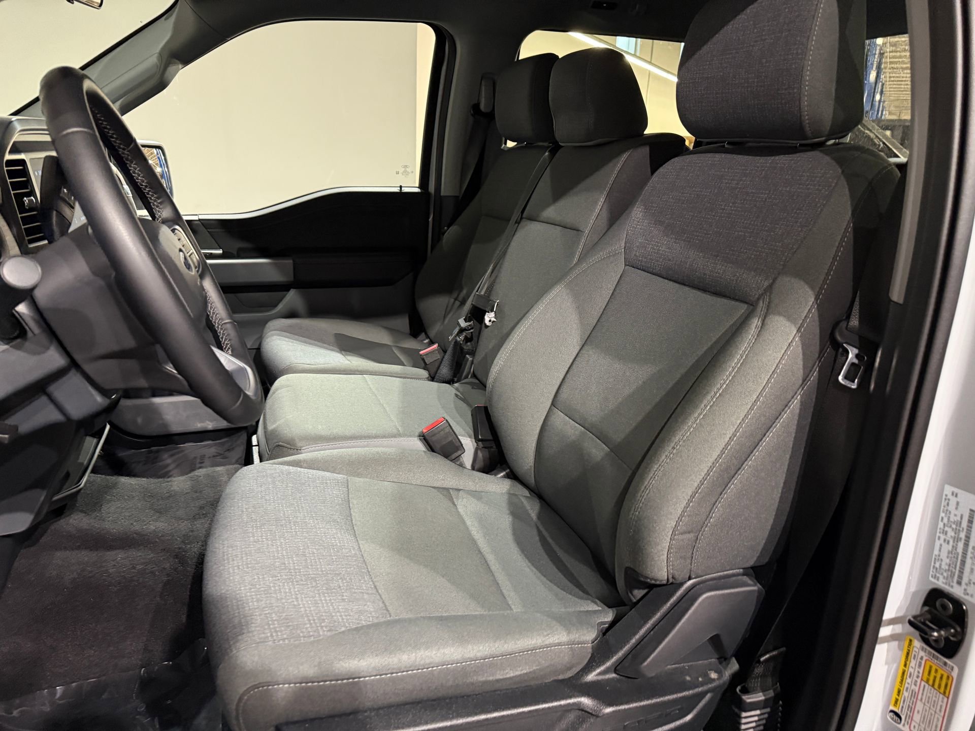 Used 2025 Ford F150 XLT w/ Equipment Group 301A Standard image 31