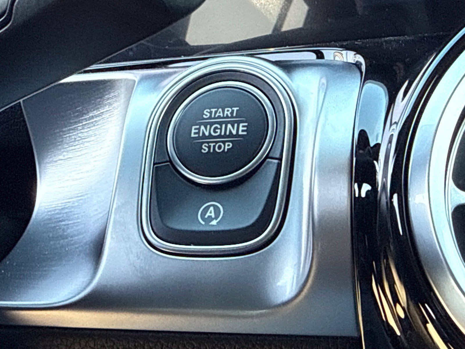 New 2026 Mercedes-Benz GLB 250 4MATIC image 26