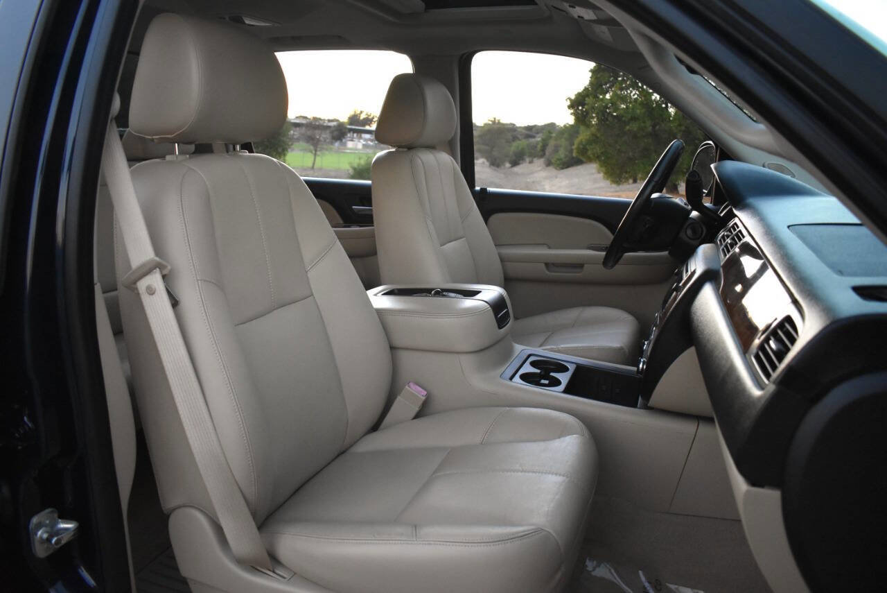 Used 2007 Chevrolet Silverado 1500 LTZ w/ Safety Package image 27