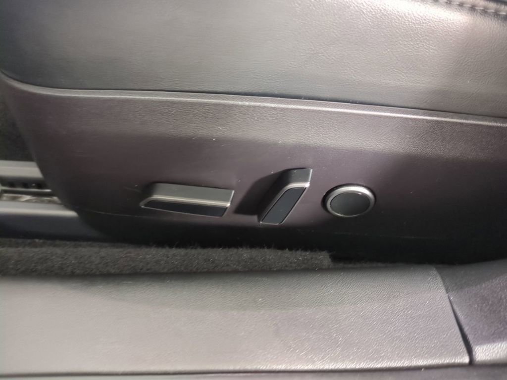 Used 2023 Tesla Model 3 Standard Range image 21