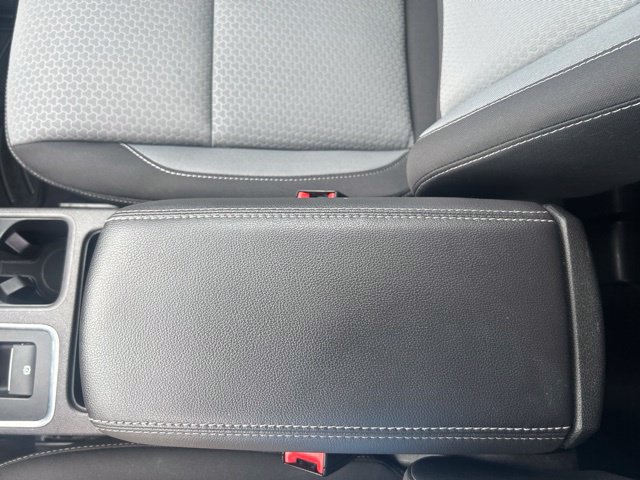 Used 2018 Ford Escape SE FWD image 34