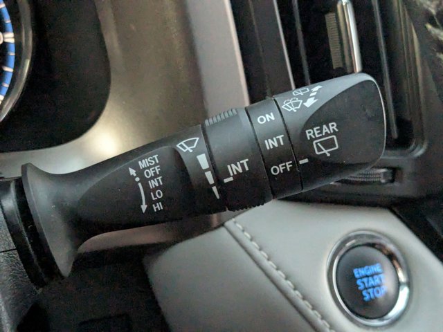 Used 2016 Toyota RAV4 XLE image 7