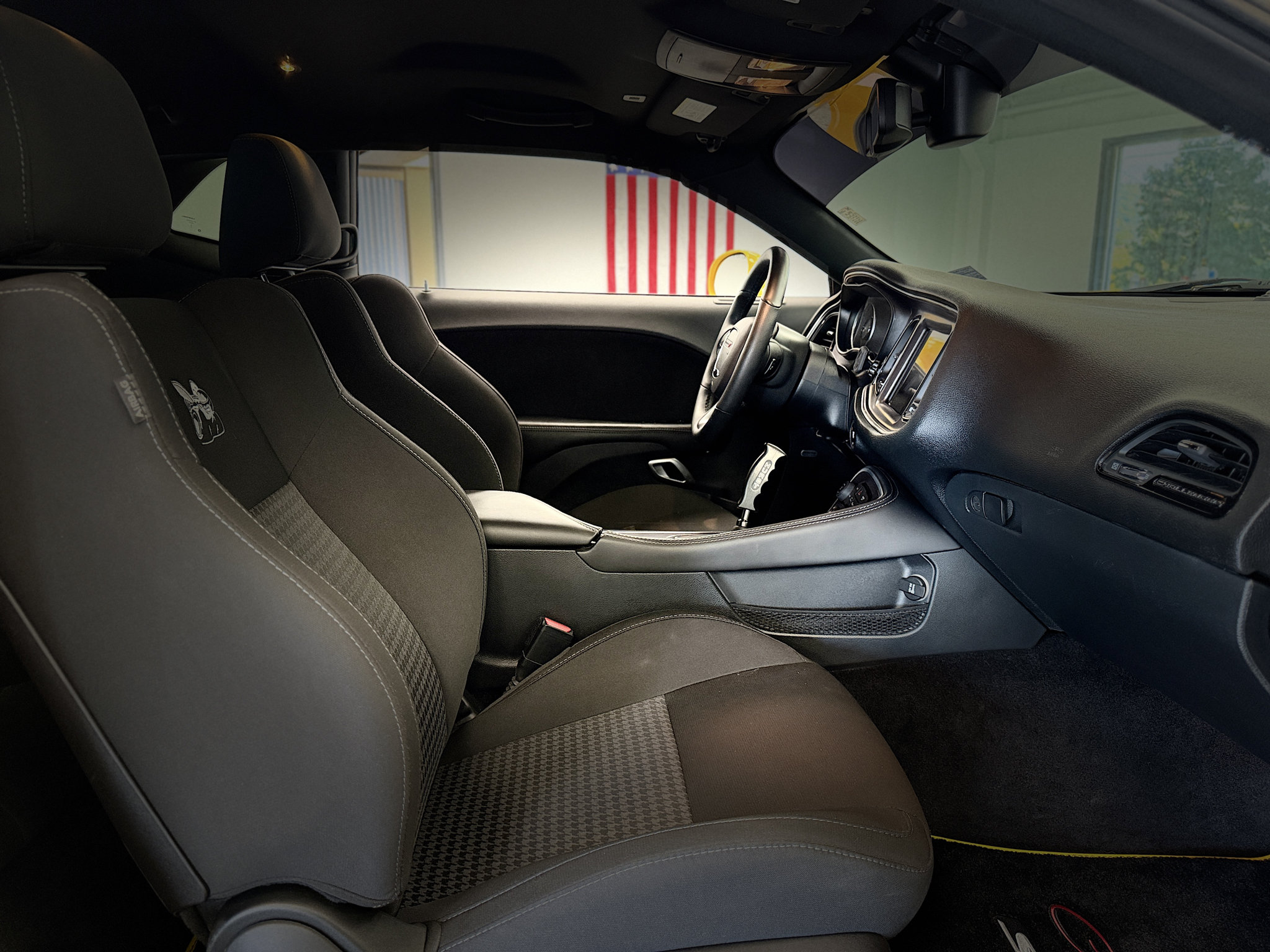 Used 2018 Dodge Challenger R/T Scat Pack RWD image 21