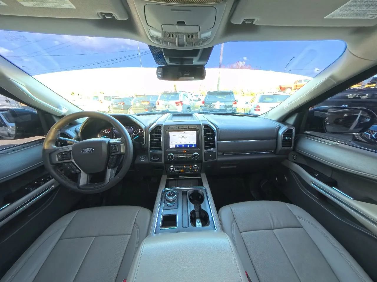 Used 2020 Ford Expedition XLT w/ Equipment Group 202A image 24