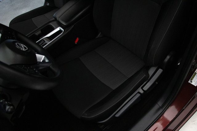 Used 2024 Nissan Sentra SV image 28