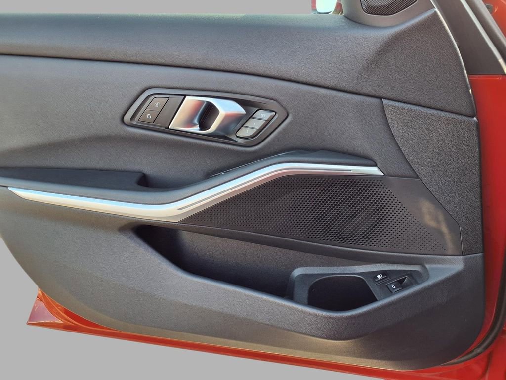 Used 2024 BMW 330e 330e iPerformance image 18