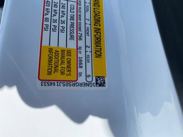 Certified 2025 Chevrolet Traverse LT FWD image 28