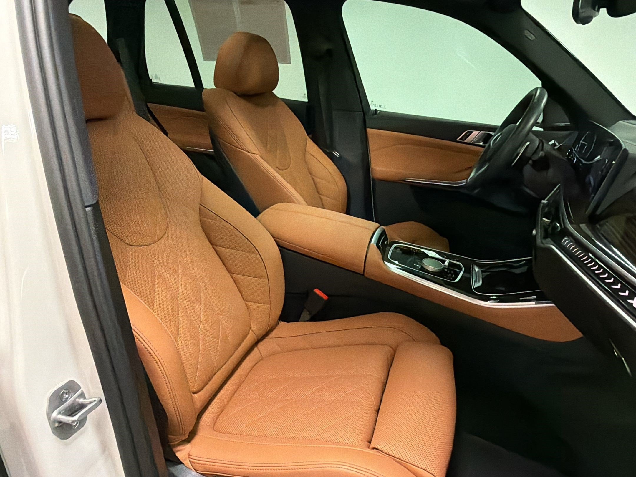 Certified 2026 BMW X5 sDrive40i w/ M Sport Package RWD image 31