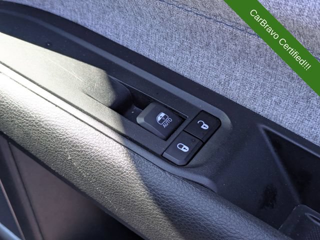 Used 2023 Jeep Compass Sport AWD/4WD image 35