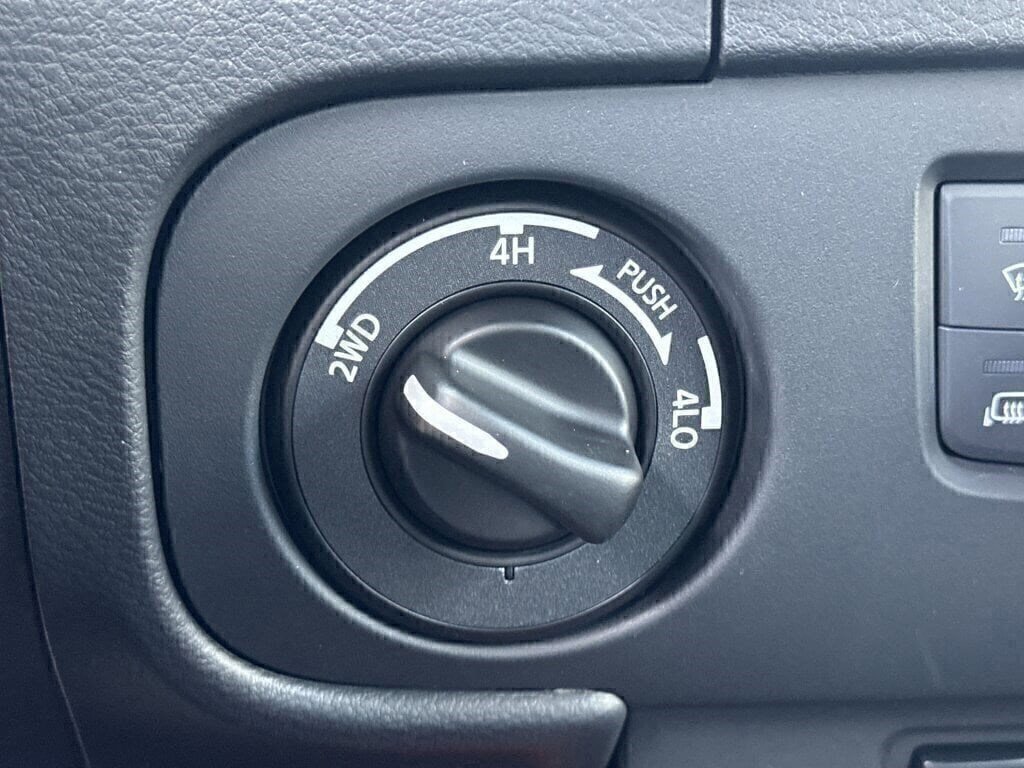 New 2026 Nissan Frontier PRO-4X image 17