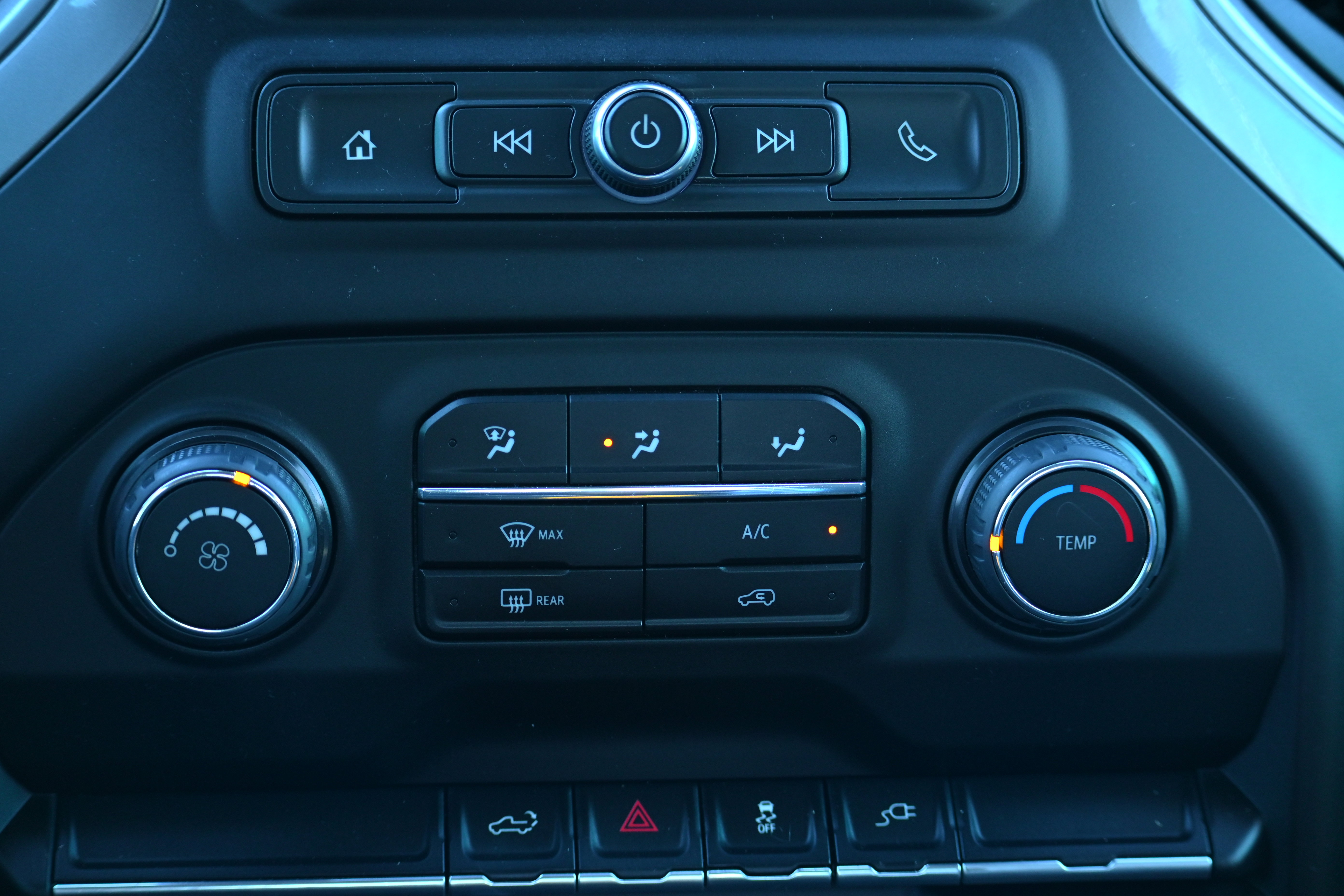 Used 2022 Chevrolet Silverado 2500 Custom w/ Custom Convenience Package image 14